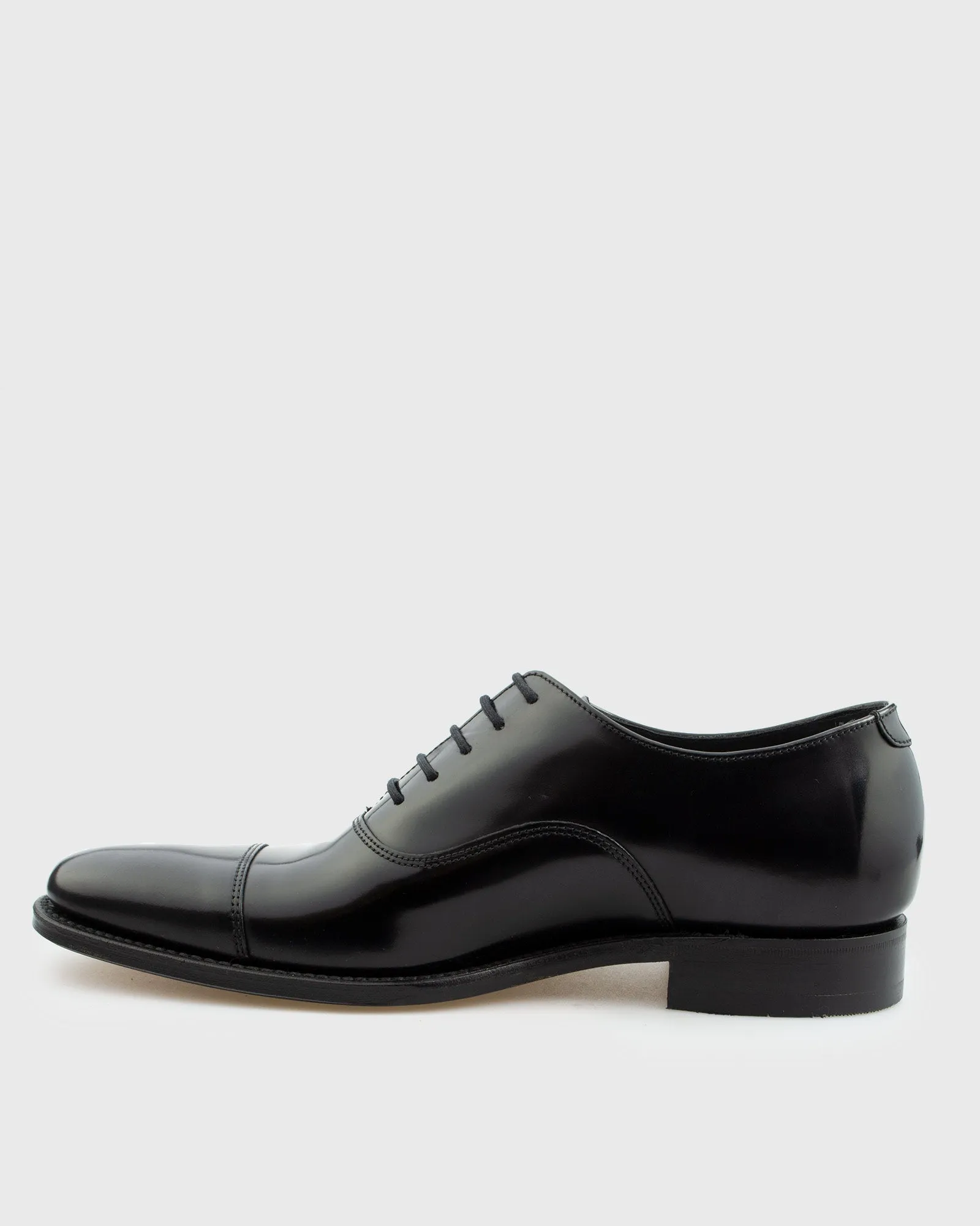 LOAKE SMITH BLACK GOODYEAR WELTED TOE CAP SHOE