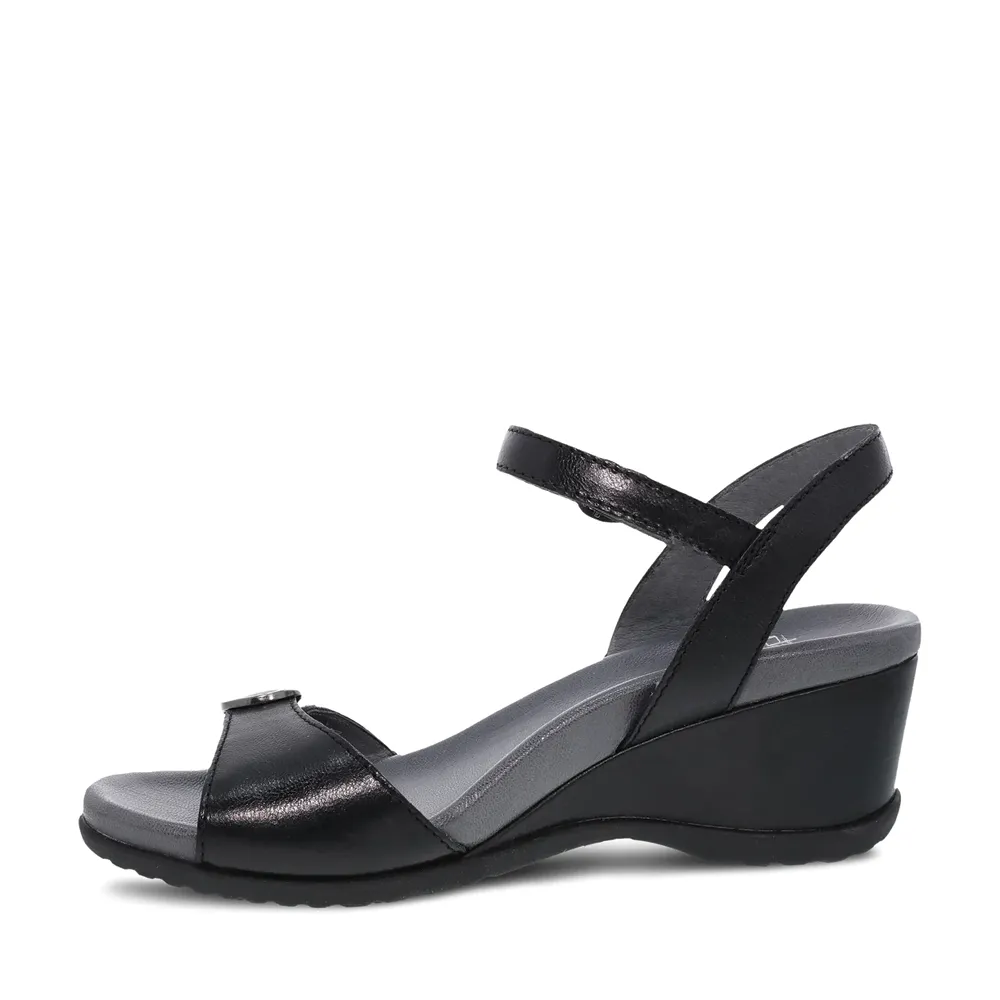 Women's Dansko Arielle Color: Black Glazed Leather Sandal